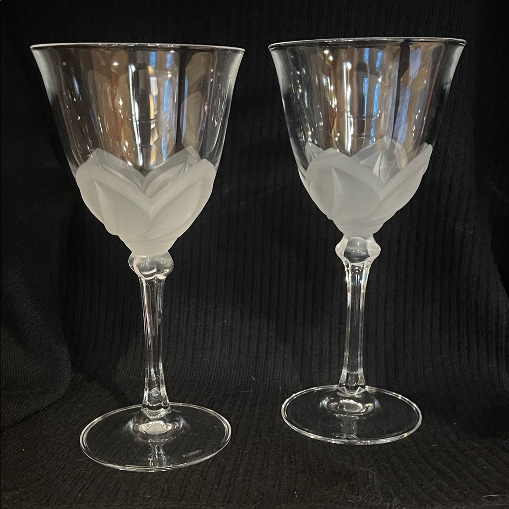 JD Durand d’Arques Florence Crystal Frosted Tulip Wine/Water Glass Goblets.